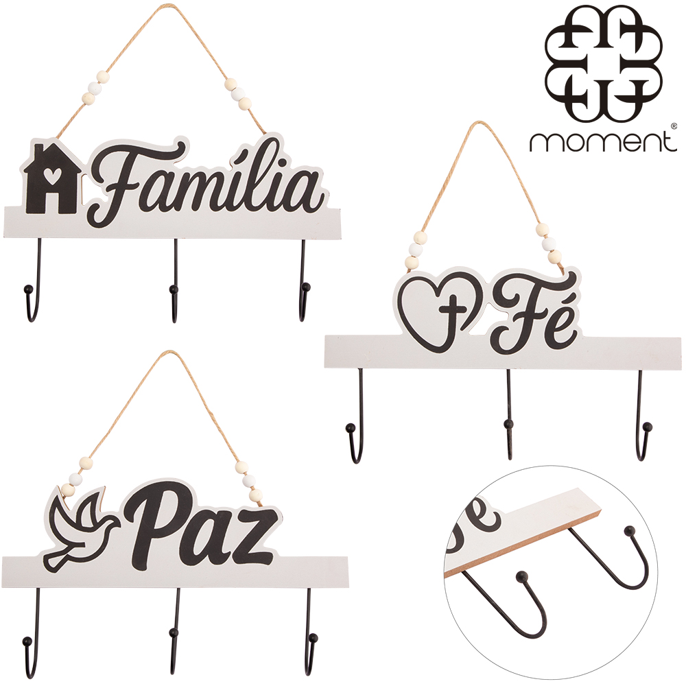 PLACA DECORATIVA PORTA CHAVE / PANO DE MADEIRA MDF PALAVRA COM 3 GANCHOS DE METAL MOMEN