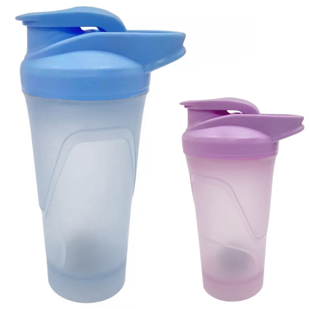 COQUETELEIRA SHAKEIRA DE PLASTICO COM MISTURADOR / ESFERA 700ML 