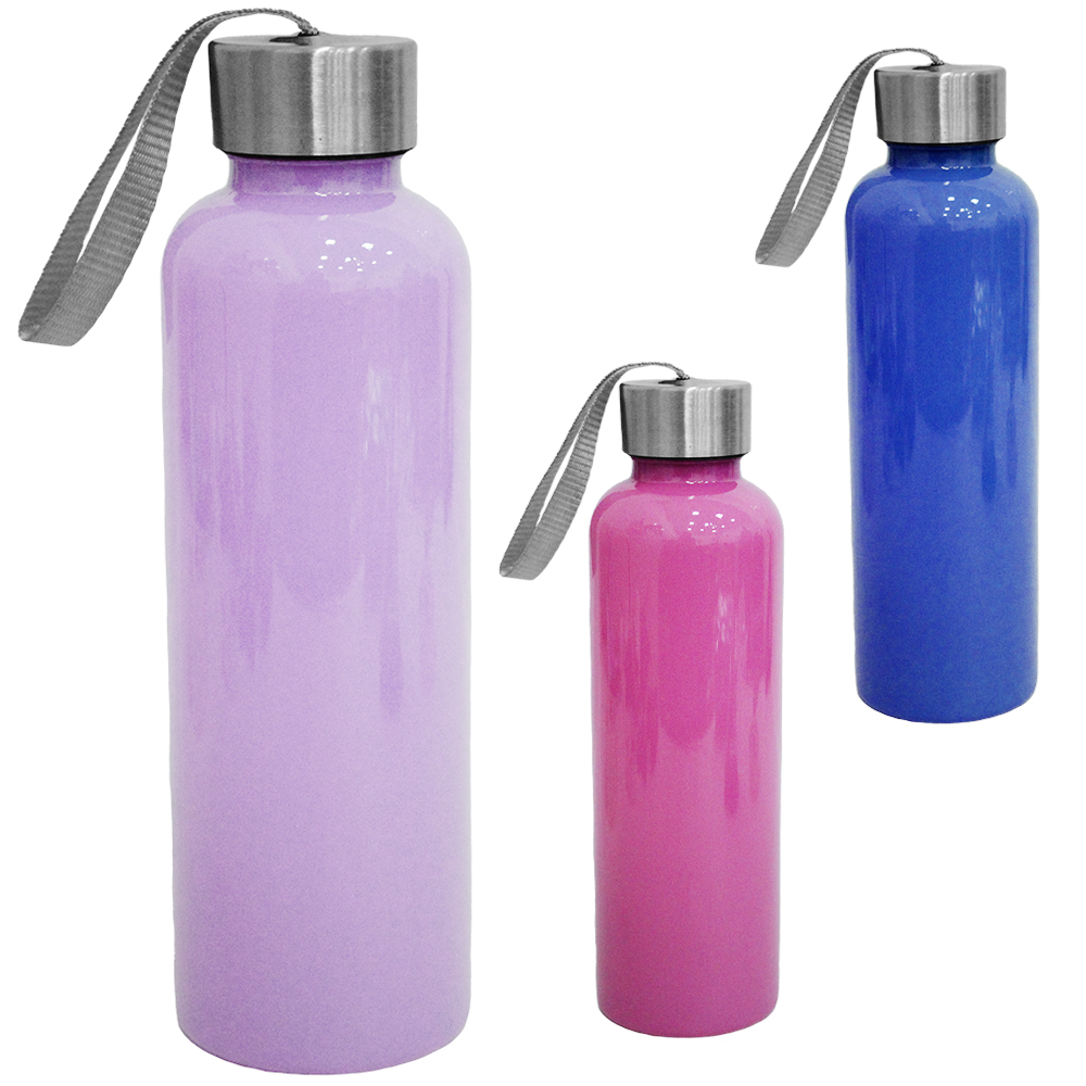 GARRAFA SQUEEZE DE PLASTICO AS COLORS COM TAMPA DE INOX + ALCA 570ML