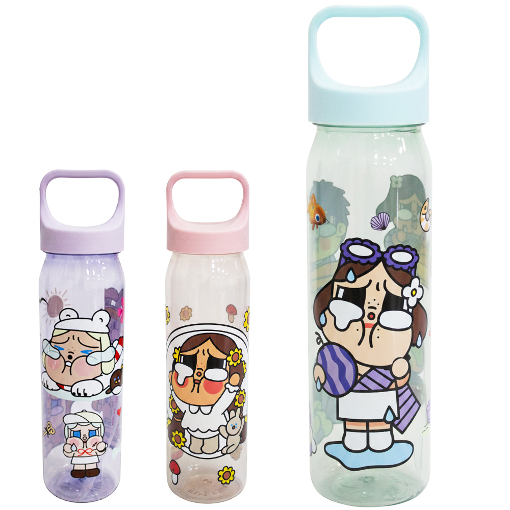 GARRAFA SQUEEZE DE PLASTICO PET BONECO CRY COM TAMPA E ALCA TRANSCOLOR 800ML