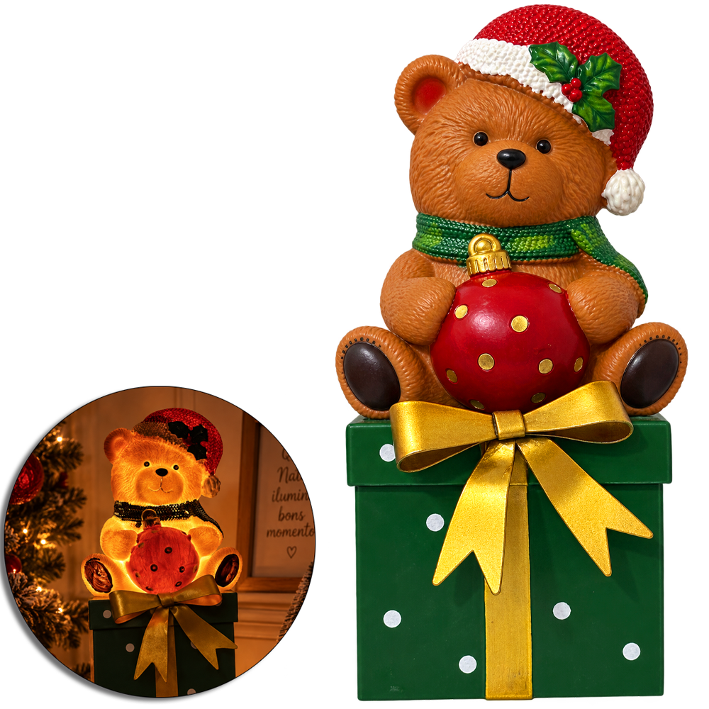ENFEITE URSO COM GORRO + BOLA DE NATAL SENTADO NA CAIXA DE PRESENTE COM LACO + LED BRANCO QUANTE A PILHA